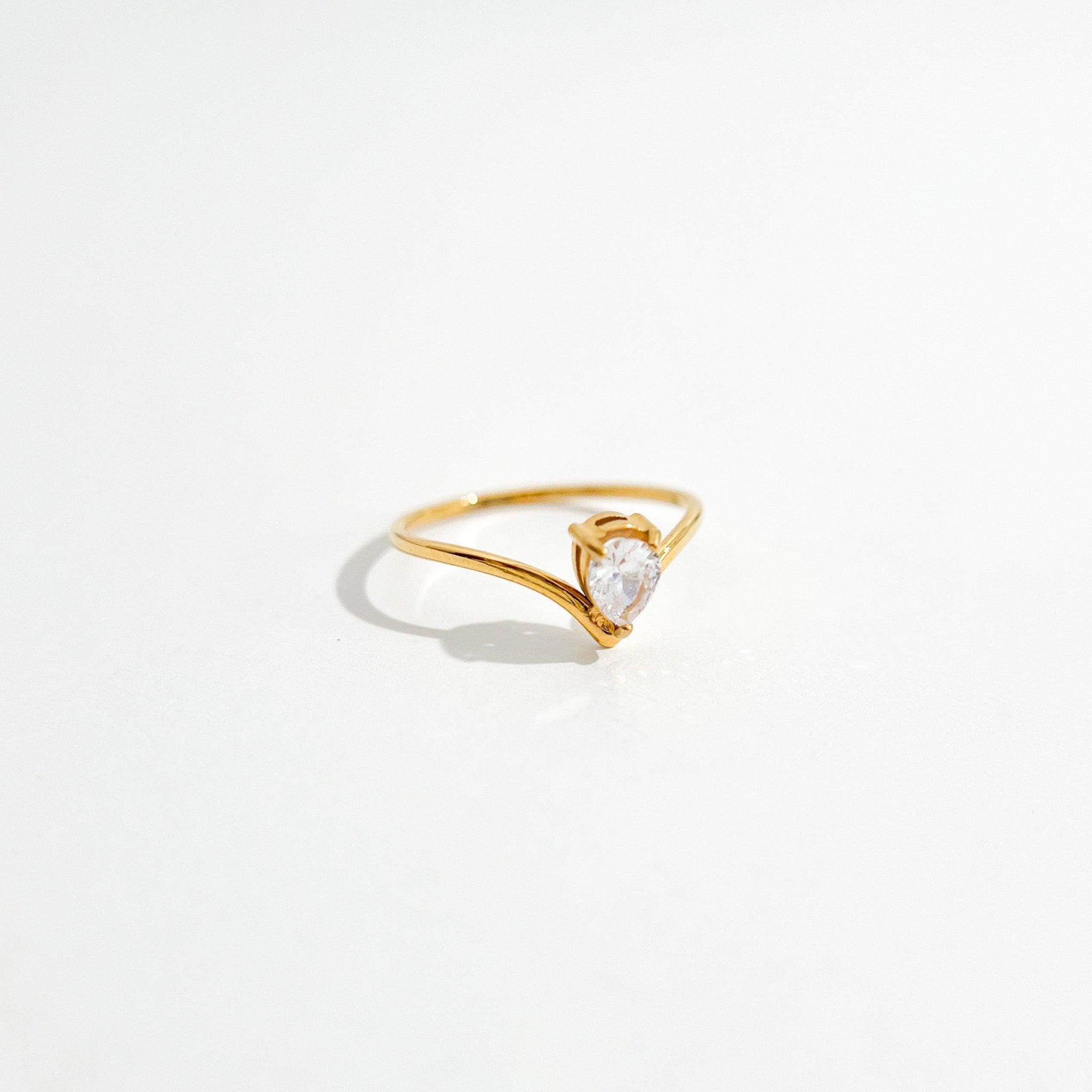 Tear Drop Gem Ring in Gold