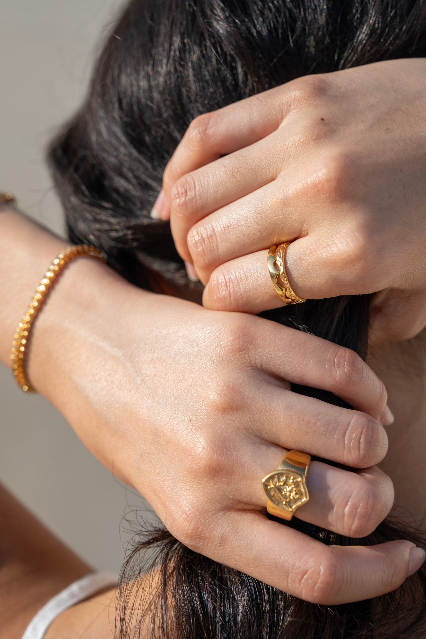 Dueling Mountains Ring (Unisex)