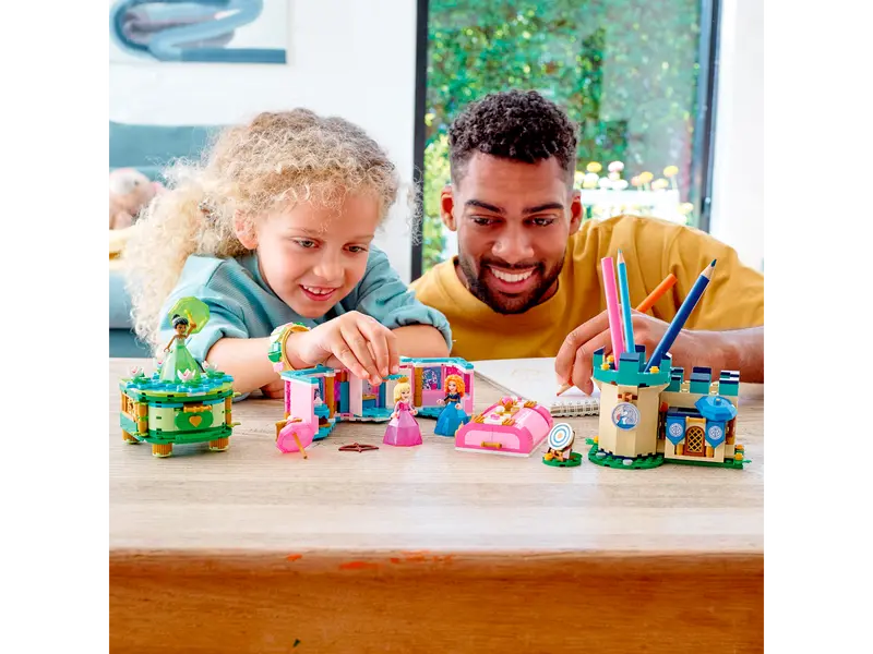 Aurora, Merida and Tiana’s Enchanted Creations