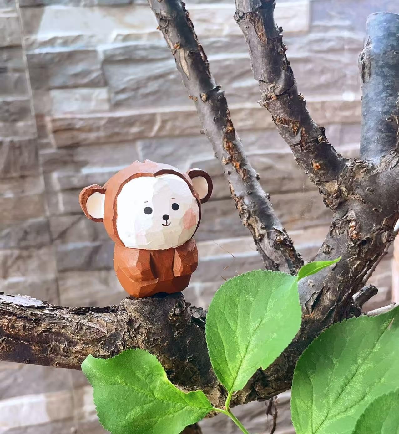 Small Wooden Monkey Figurines Craft, 1.6’’H Hand-Carved Painted Monkey Figurine with Base, Cute Desktop Decor, Wooden Animal Statue Home Decor, Gift for Animal Lovers