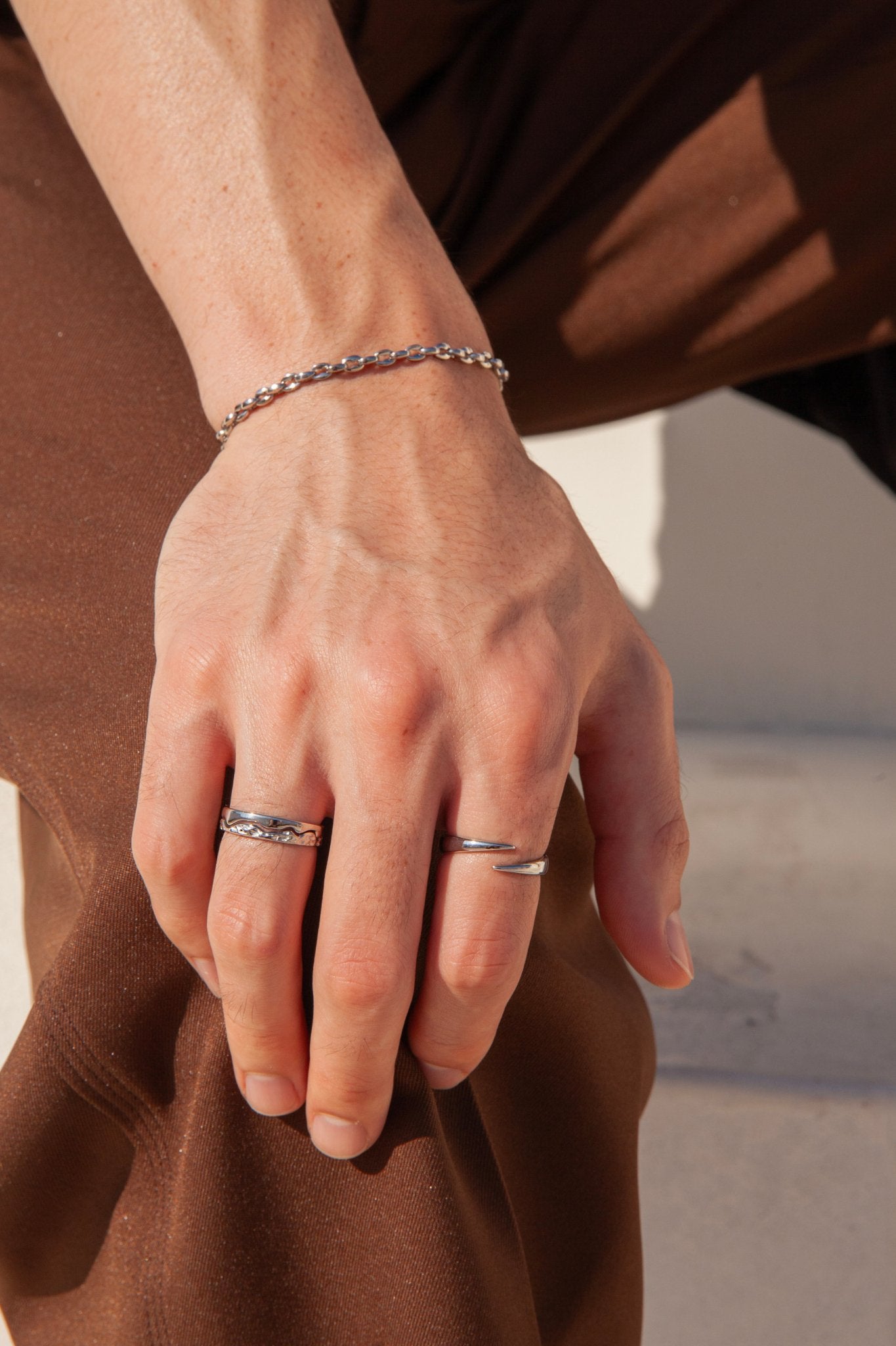 Dueling Mountains Ring (Unisex)